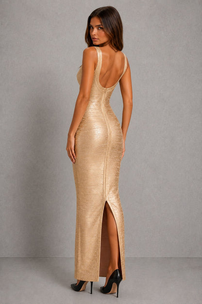 Fitted Scoop Neck Maxi Dress