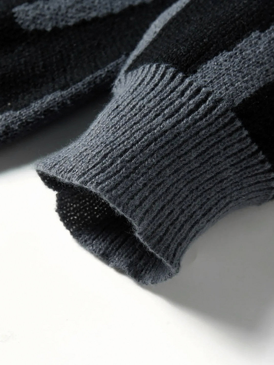 Graphic Knit Crew Neck Sweater