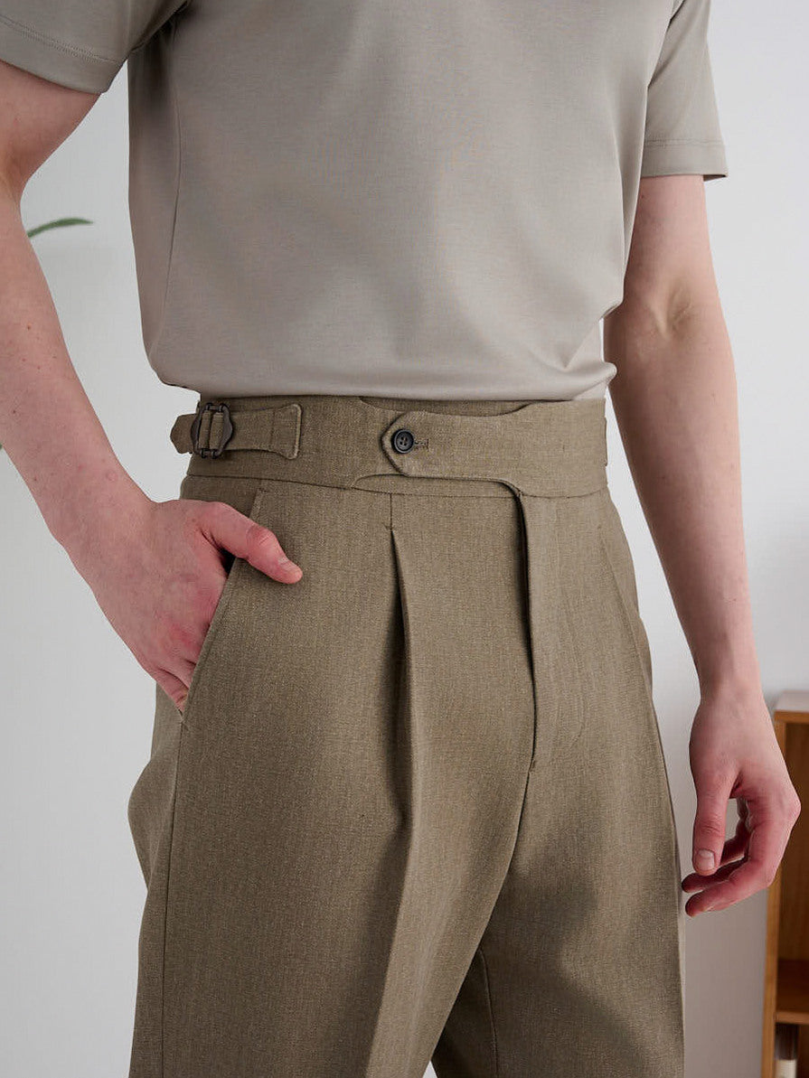 Side Adjuster Pleated Dress Pants
