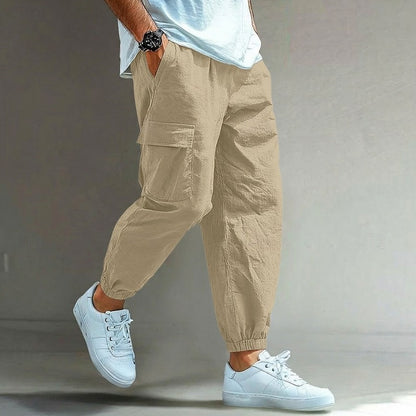 Relaxed Fit Cuffed Cargo Pants