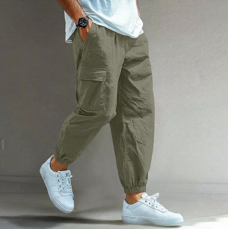 Relaxed Fit Cuffed Cargo Pants